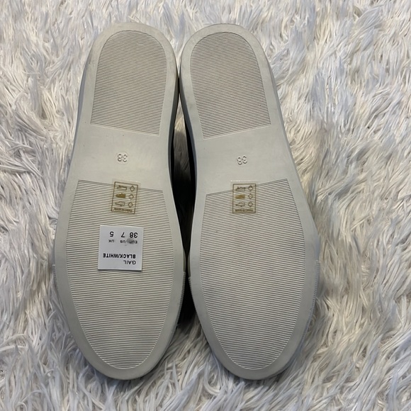 Matt & Nat GAIL WOMEN'S VEGAN LACE UP SNEAKERS in black/white size 7 - Picture 7 of 9